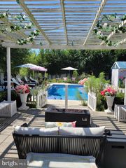 24 ESTATE RD, Lumberton, NJ 08048