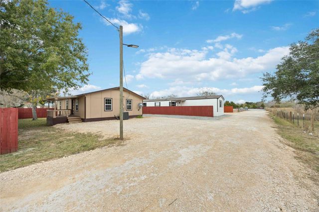 3001 Fm 360 Unit A Or B Road, Rosenberg, TX 77471