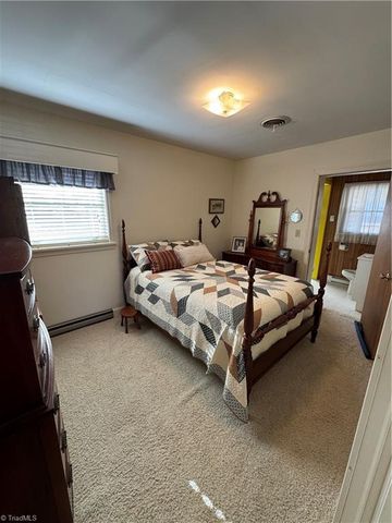 601 Meadowbrook Drive, King, NC 27021