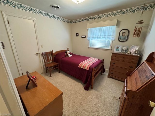 601 Meadowbrook Drive, King, NC 27021