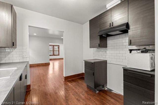 8804 Mason Place Place, Detroit, MI 48209