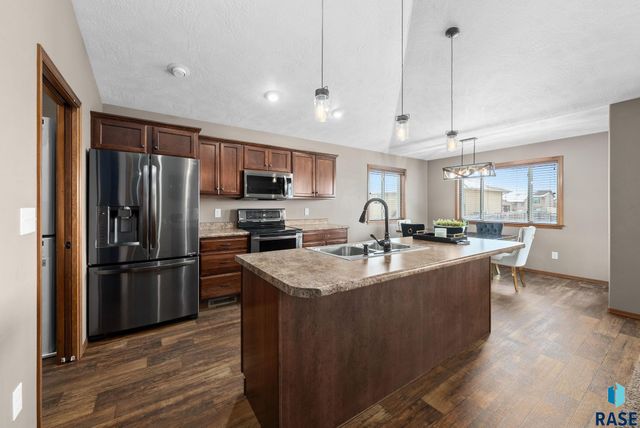 4032 S Homerun Ave Avenue, Sioux Falls, SD 57110