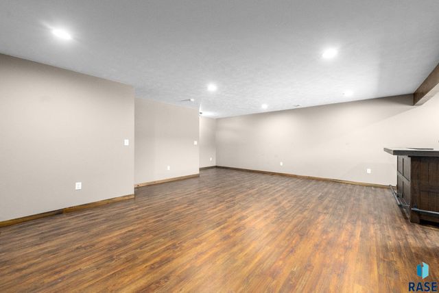 4032 S Homerun Ave Avenue, Sioux Falls, SD 57110