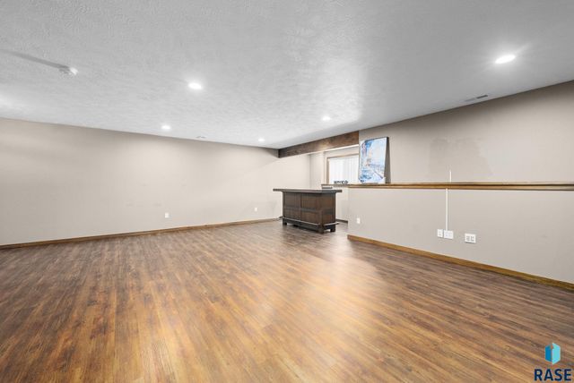 4032 S Homerun Ave Avenue, Sioux Falls, SD 57110