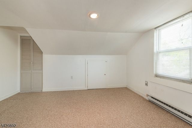 257 Mccosh Rd, Clifton City, NJ 07043