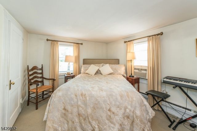 257 Mccosh Rd, Clifton City, NJ 07043