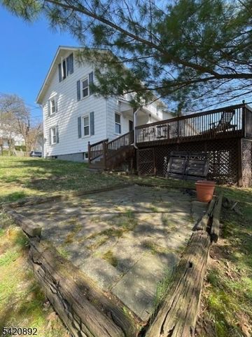 257 Mccosh Rd, Clifton City, NJ 07043