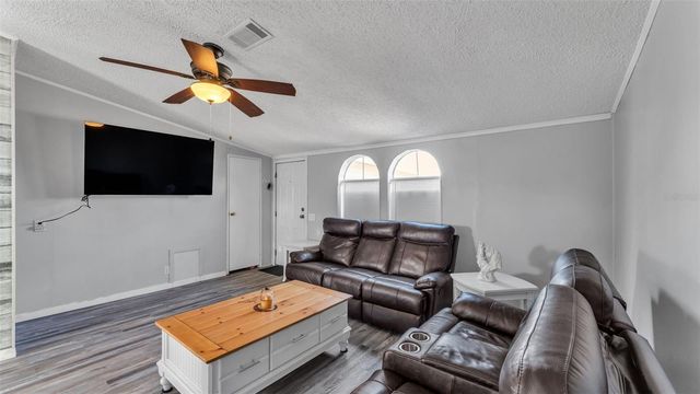 31 CACTUS CIRCLE N, Winter Haven, FL 33880