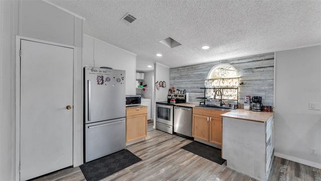 31 CACTUS CIRCLE N, Winter Haven, FL 33880