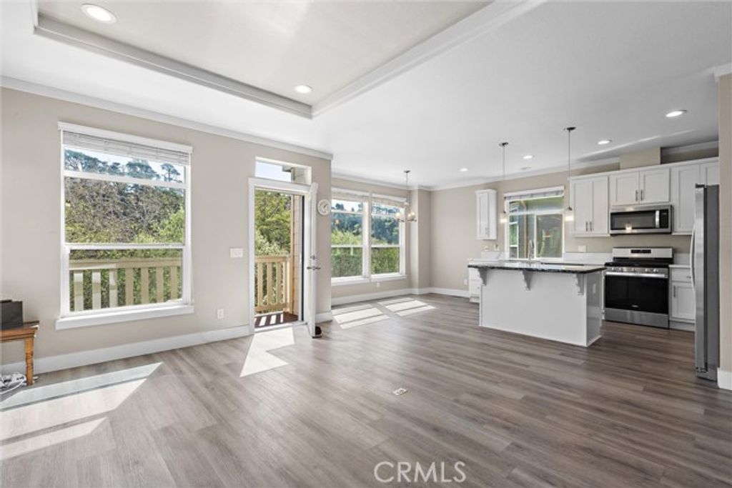 1460 Main 112, Cambria, CA 93428