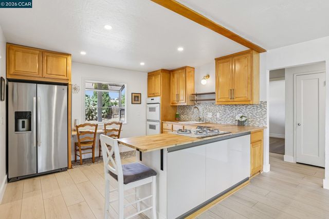 4108 Irene Dr, Martinez, CA 94553