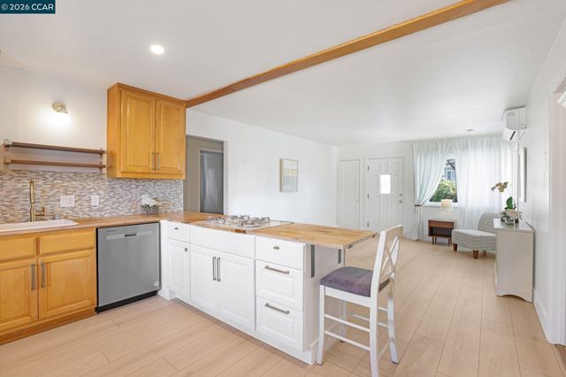 4108 Irene Dr, Martinez, CA 94553