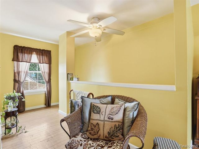 15139 University Street, Allen Park, MI 48101