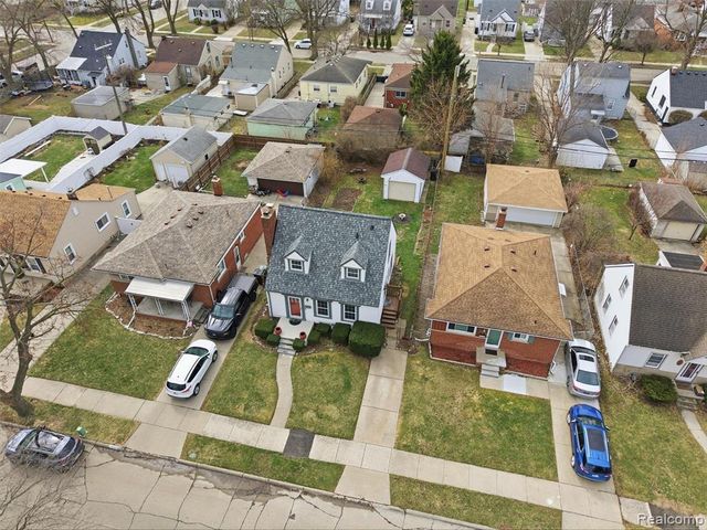 15139 University Street, Allen Park, MI 48101