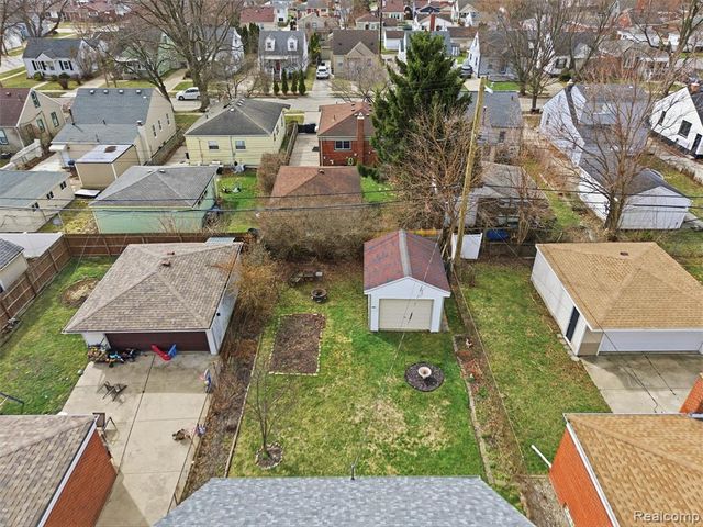 15139 University Street, Allen Park, MI 48101