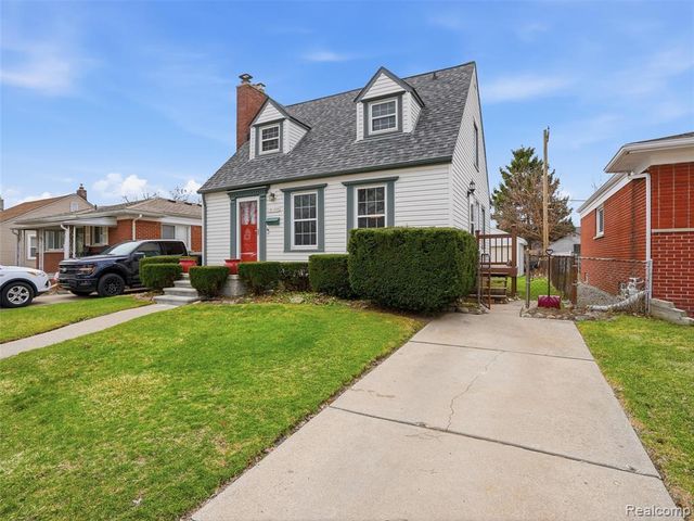 15139 University Street, Allen Park, MI 48101