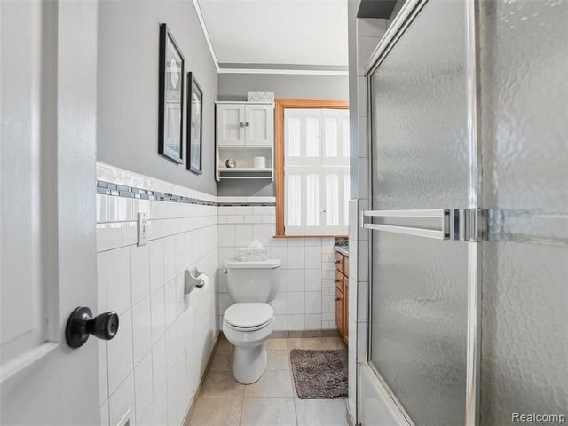 15139 University Street, Allen Park, MI 48101