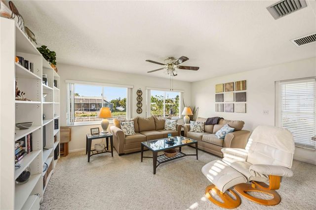 886 E 4TH STREET, Englewood, FL 34223