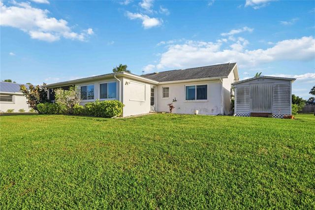 886 E 4TH STREET, Englewood, FL 34223