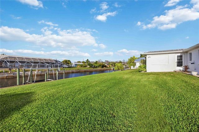 886 E 4TH STREET, Englewood, FL 34223