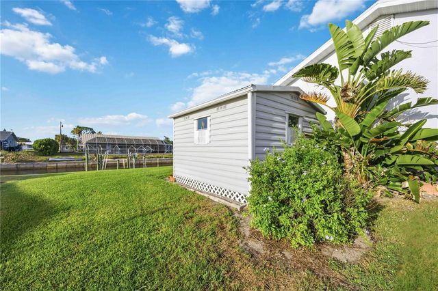 886 E 4TH STREET, Englewood, FL 34223