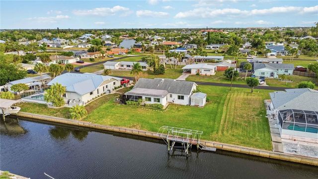 886 E 4TH STREET, Englewood, FL 34223