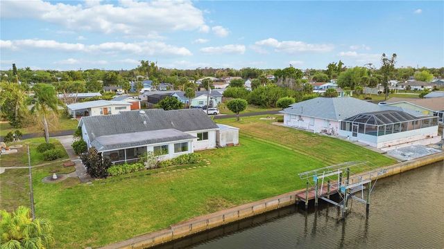 886 E 4TH STREET, Englewood, FL 34223