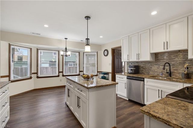 5232 Prestwick ST, Virginia Beach, VA 23464