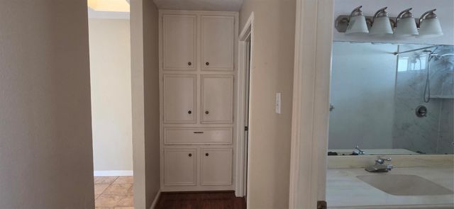 1910 Quail Meadow Drive, Missouri City, TX 77459