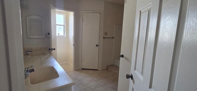 1910 Quail Meadow Drive, Missouri City, TX 77459