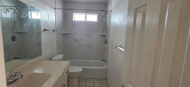 1910 Quail Meadow Drive, Missouri City, TX 77459