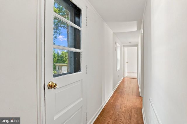 8105 MACARTHUR RD, Wyndmoor, PA 19038