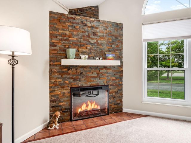 4908 Meadow Run Drive, Hilliard, OH 43026