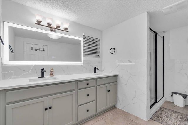 7420 CASS CIRCLE, Sarasota, FL 34231