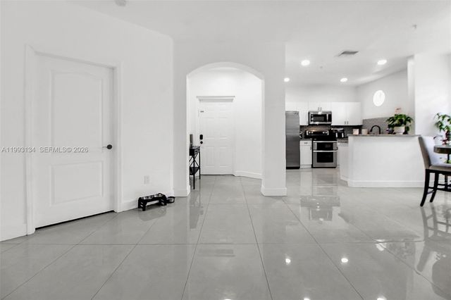 4341 SW 160th Ave 106, Miramar, FL 33027