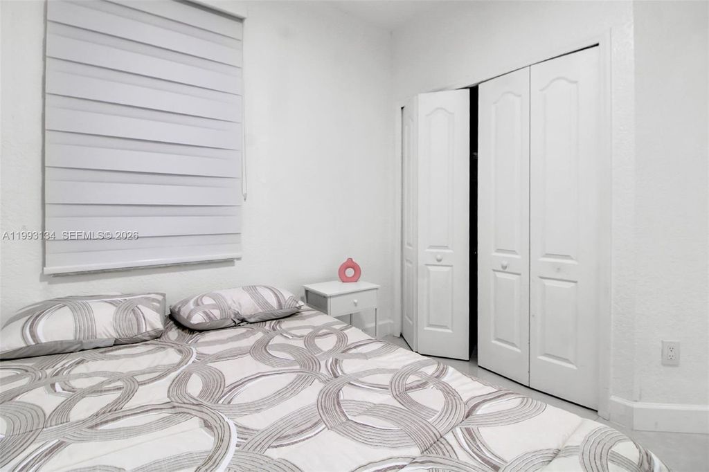 Image 10 of property listing at 4341 SW 160th Ave 106, Miramar, FL 33027