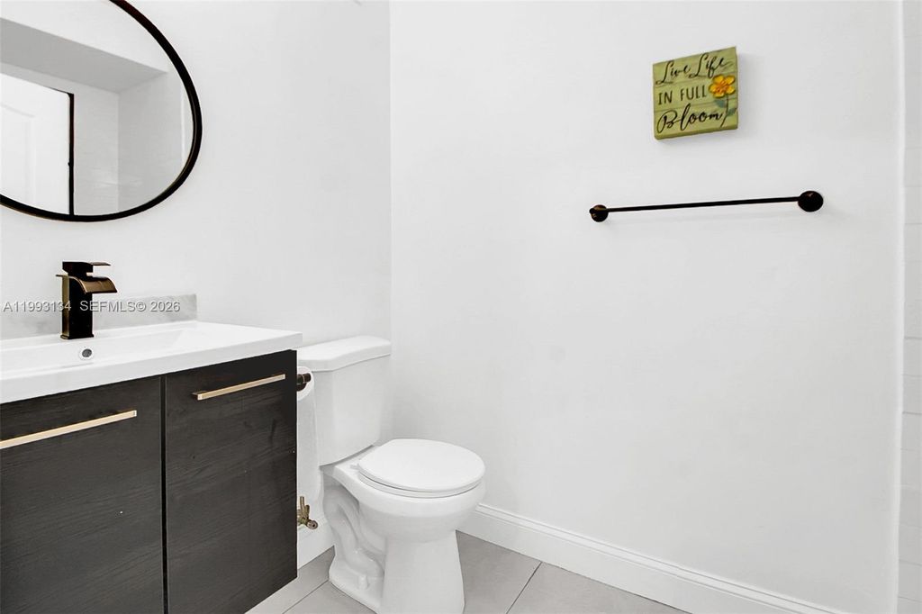 Image 12 of property listing at 4341 SW 160th Ave 106, Miramar, FL 33027