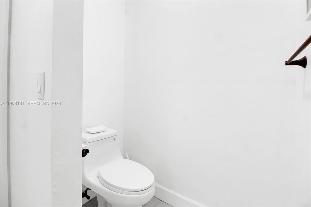 Image 19 of property listing at 4341 SW 160th Ave 106, Miramar, FL 33027