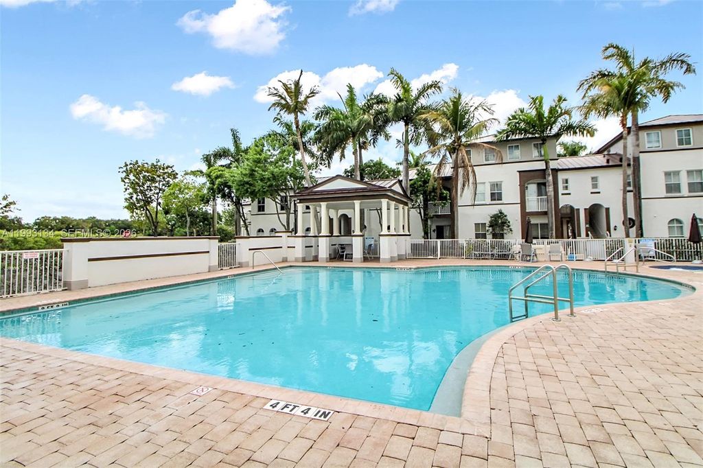 Image 26 of property listing at 4341 SW 160th Ave 106, Miramar, FL 33027