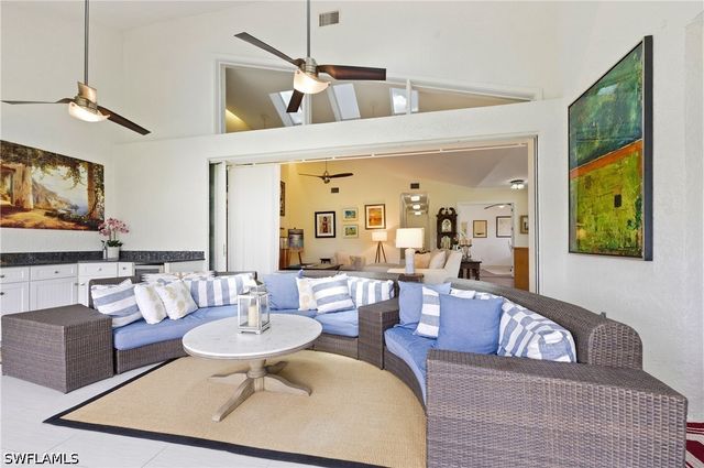 4451 Yacht Harbor DR, Naples, FL 34112