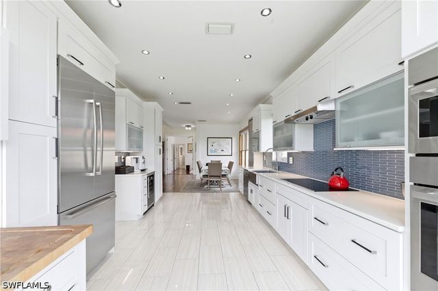 4451 Yacht Harbor DR, Naples, FL 34112