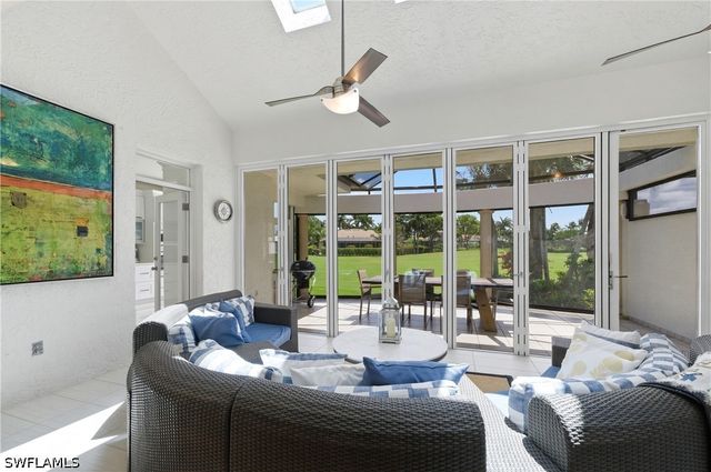 4451 Yacht Harbor DR, Naples, FL 34112