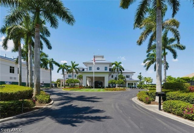 4451 Yacht Harbor DR, Naples, FL 34112