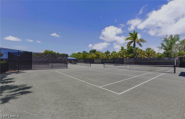 4451 Yacht Harbor DR, Naples, FL 34112