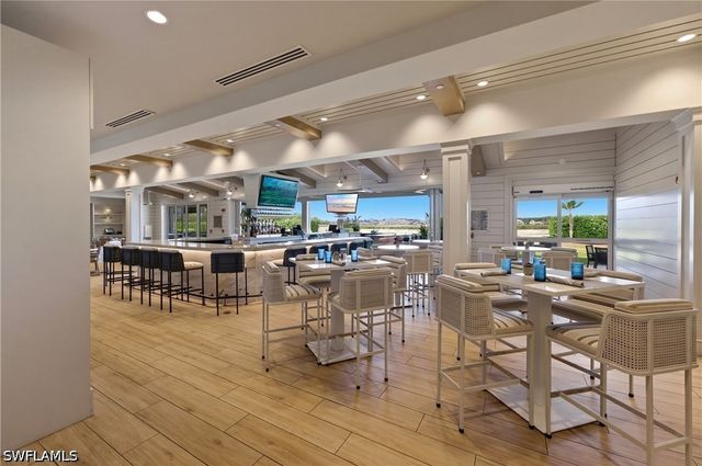 4451 Yacht Harbor DR, Naples, FL 34112