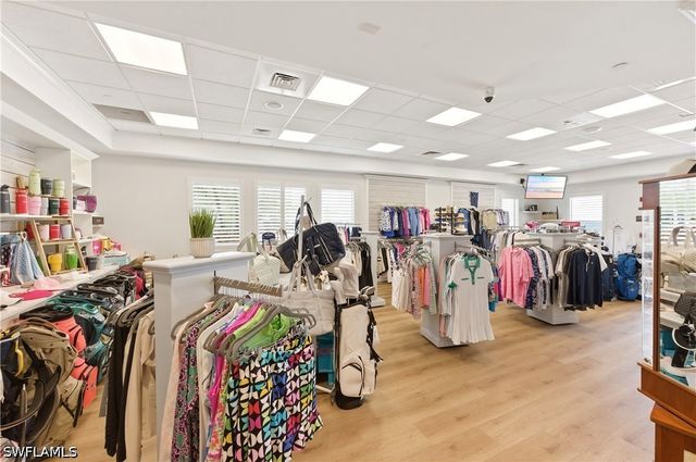 4451 Yacht Harbor DR, Naples, FL 34112