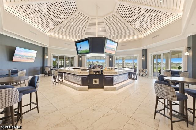 4451 Yacht Harbor DR, Naples, FL 34112