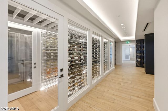 4451 Yacht Harbor DR, Naples, FL 34112