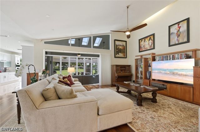 4451 Yacht Harbor DR, Naples, FL 34112