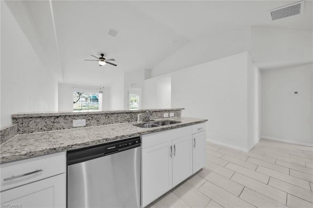 614 SW 3rd CT, Cape Coral, FL 33991